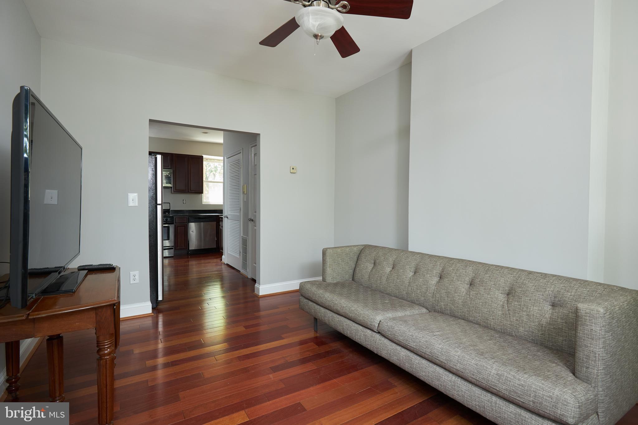 424 Ridge Street Northwest, Unit 6 Washington, DC 20001 - Photo 3 of 19
