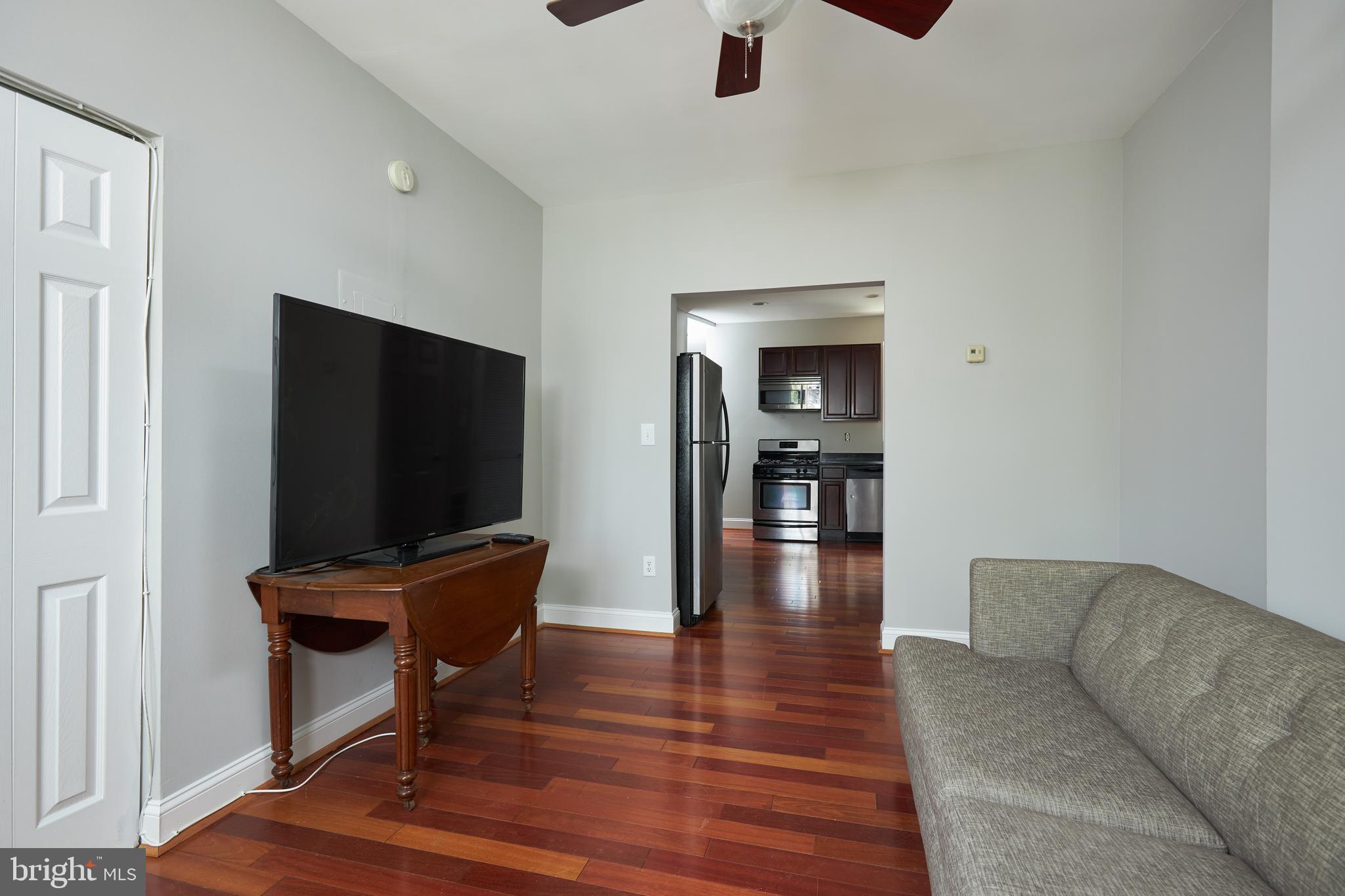 424 Ridge Street Northwest, Unit 6 Washington, DC 20001 - Photo 4 of 19