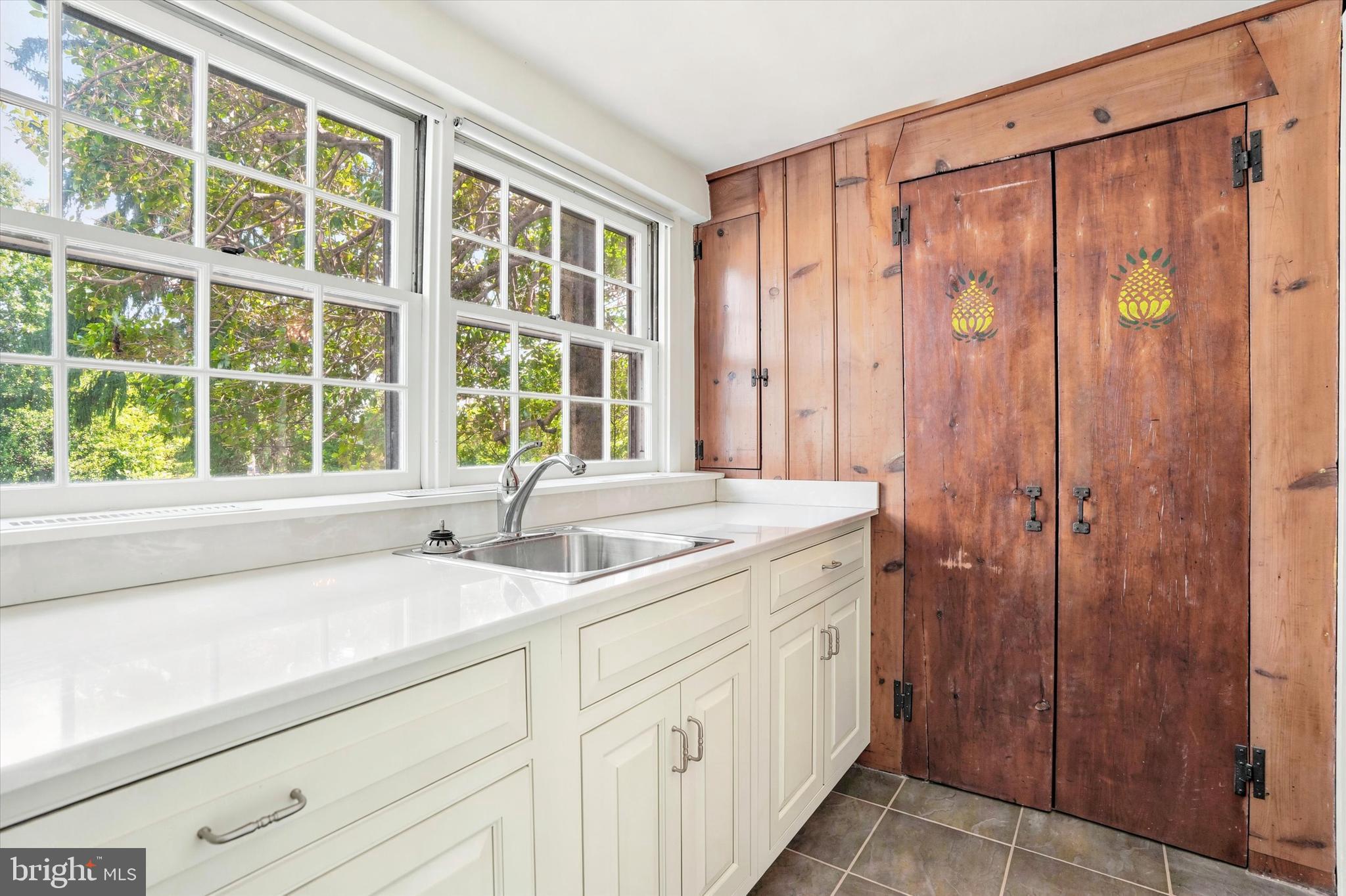 1271 Byberry Road Huntingdon Valley, PA 19006 - Photo 15 of 31 Butler's pantry