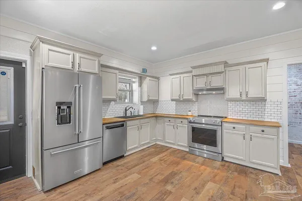 $549,900 | 1660 Annie Penton Road, Jay, FL 32565