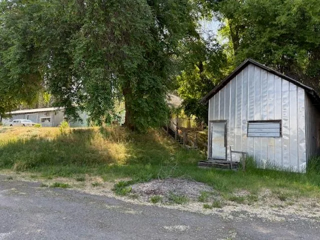 $120,000 | 5986 South 25th Highway, Fruitland, WA 99129