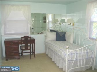 3892 Byron Road Huntingdon Valley, PA 19006 - Photo 7 of 12 Bedroom 3