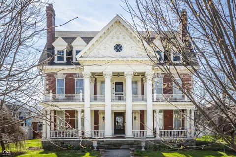 $749,995 | 825 East Washington Street, Muncie, IN 47305