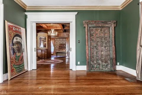 $749,995 | 825 East Washington Street, Muncie, IN 47305