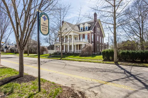 $749,995 | 825 East Washington Street, Muncie, IN 47305