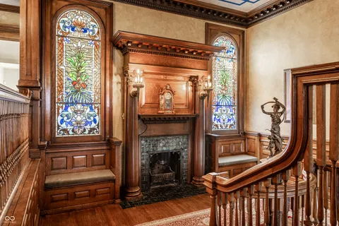 $749,995 | 825 East Washington Street, Muncie, IN 47305