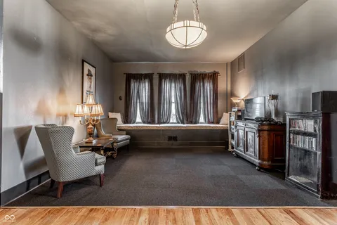 $749,995 | 825 East Washington Street, Muncie, IN 47305