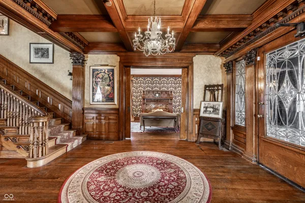 $749,995 | 825 East Washington Street, Muncie, IN 47305