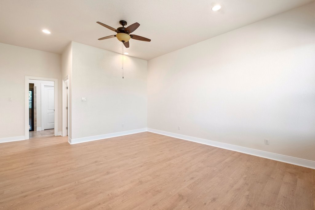143 Champion Way Spring Branch, TX 78070 - Photo 19 of 40 an empty room
