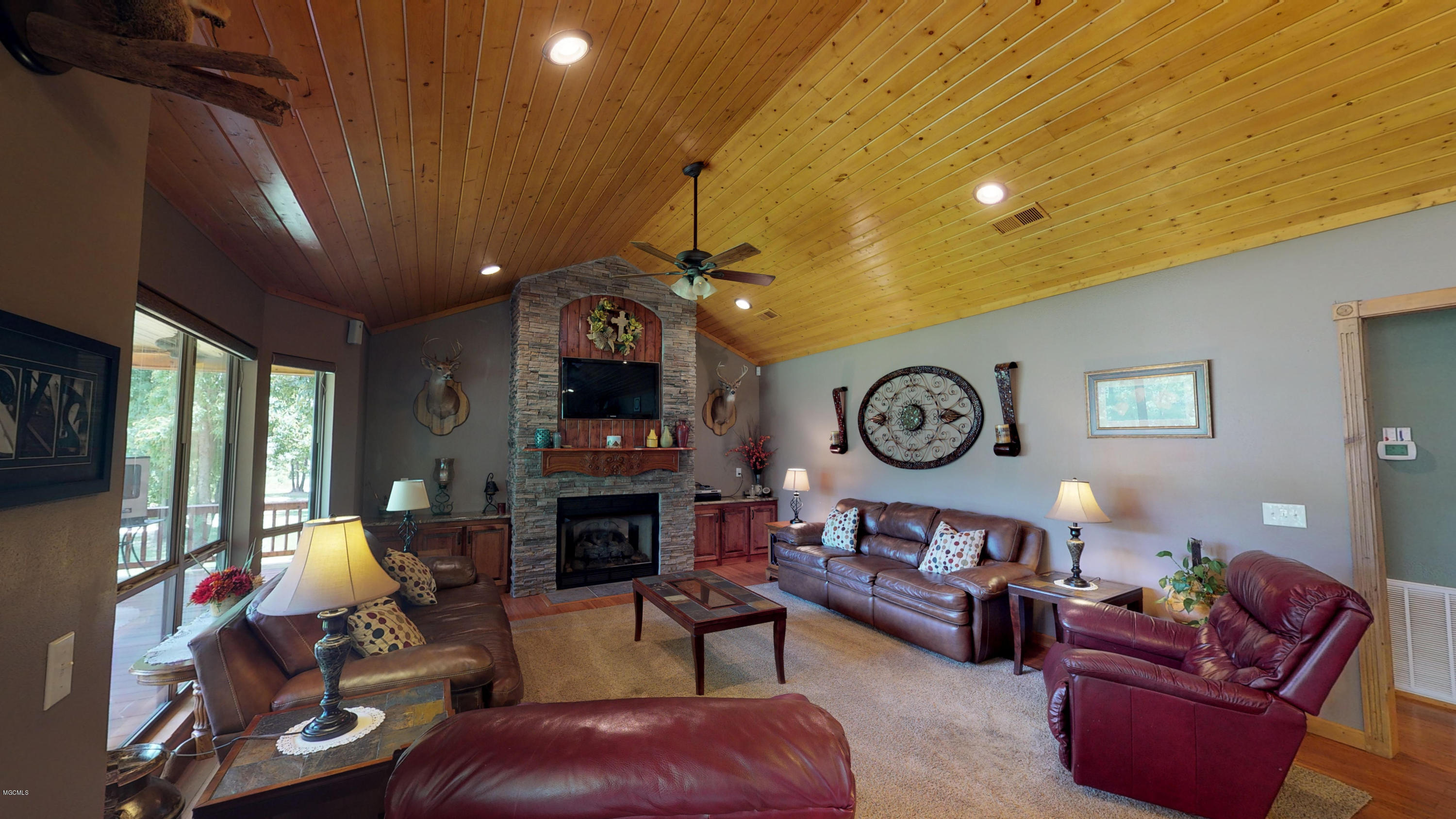 750 Hicks Road Leakesville, MS 39451 - Photo 11 of 48 Living
