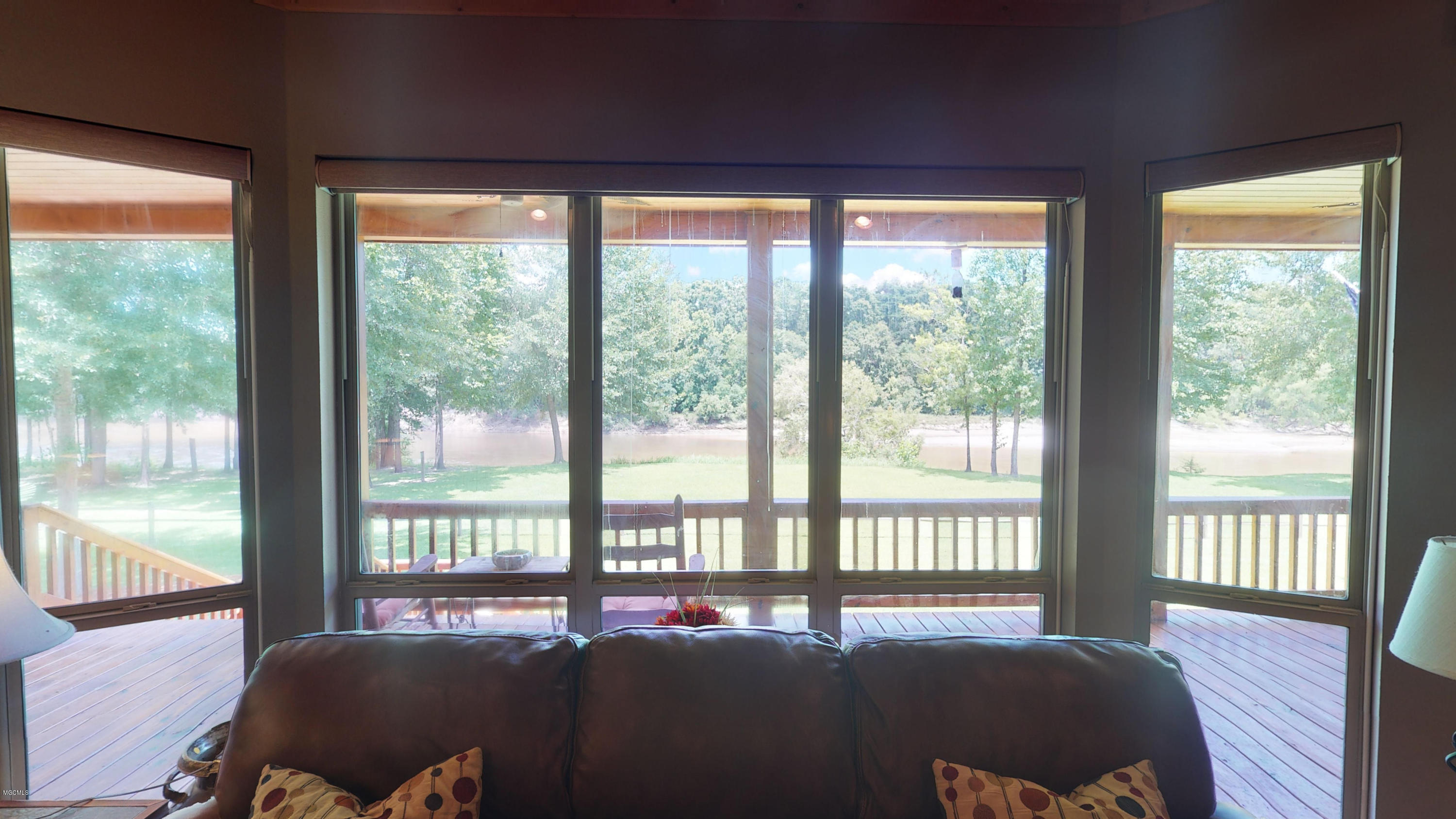 750 Hicks Road Leakesville, MS 39451 - Photo 14 of 48 Living