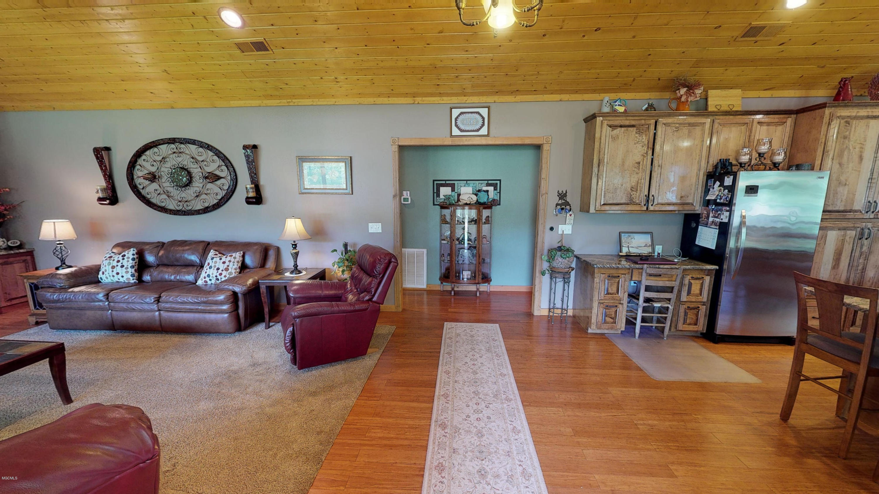 750 Hicks Road Leakesville, MS 39451 - Photo 10 of 48 Living/Kitchen