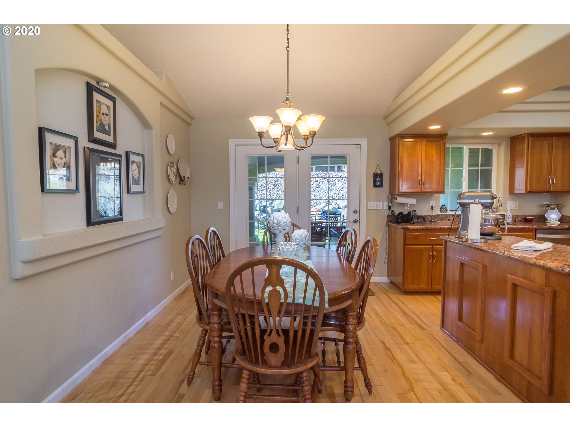 1901 Innsbrook Court Sutherlin, OR 97479 - Photo 12 of 32 Gallery Image 12