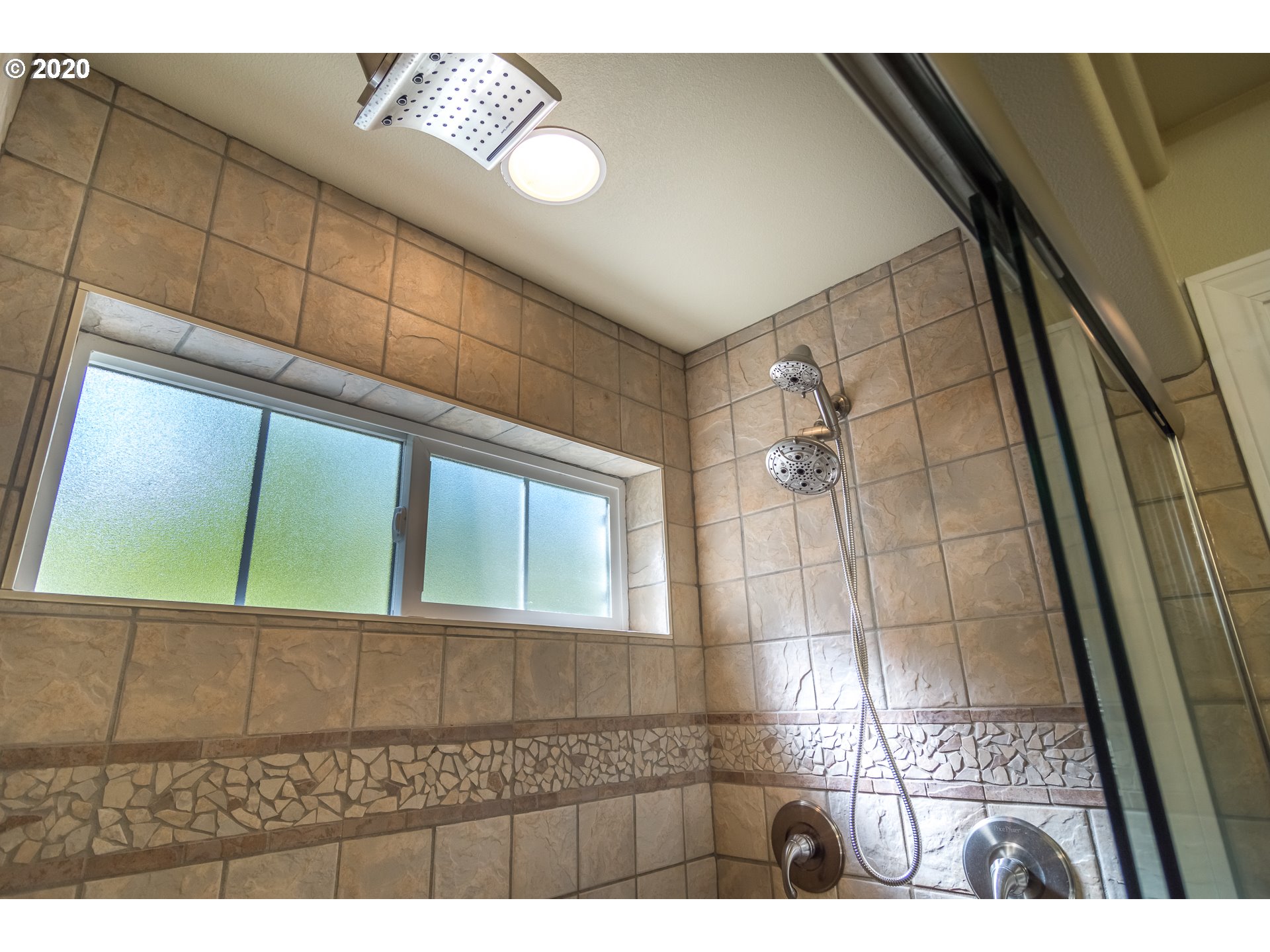 1901 Innsbrook Court Sutherlin, OR 97479 - Photo 20 of 32 Gallery Image 20