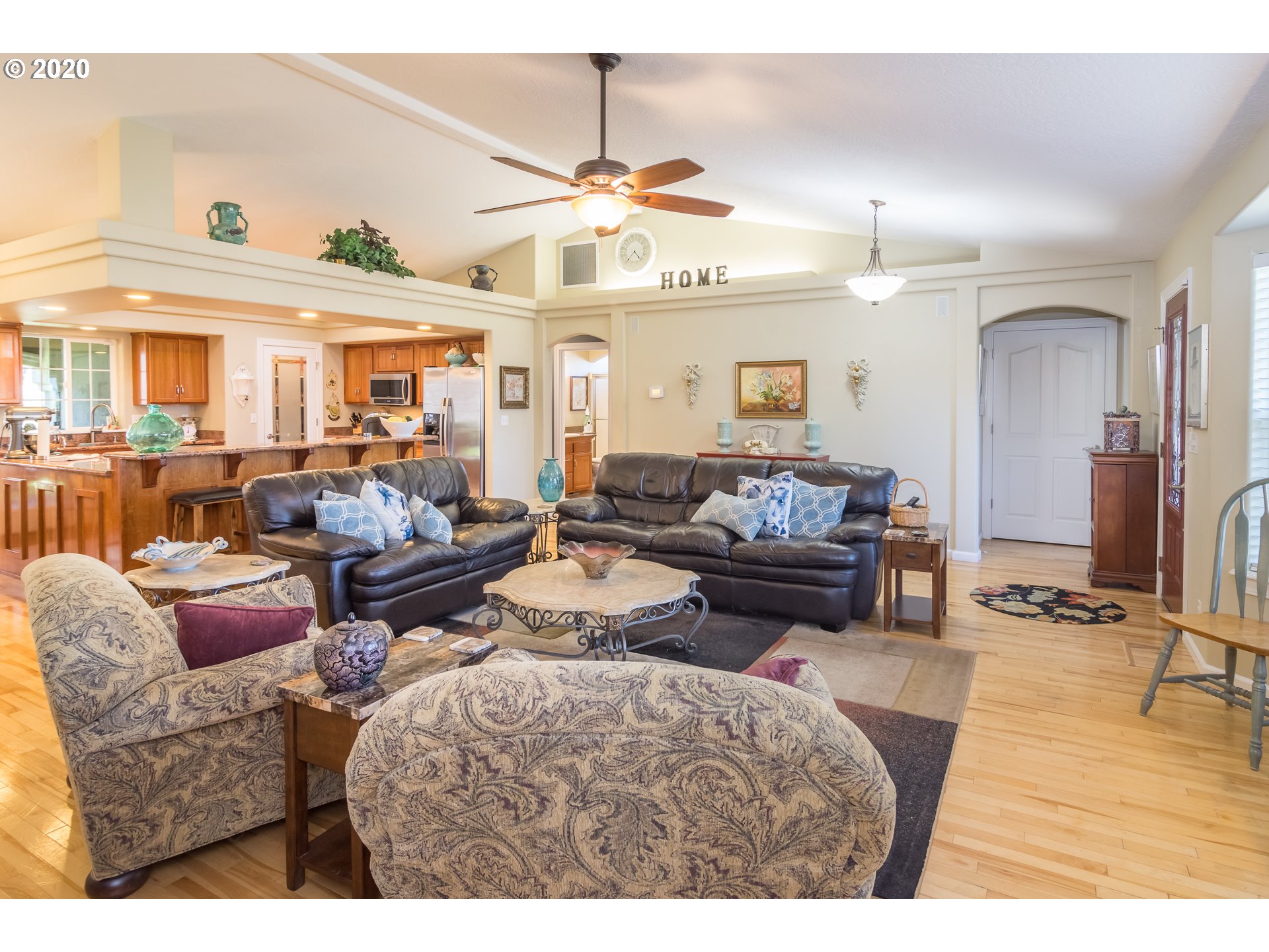 1901 Innsbrook Court Sutherlin, OR 97479 - Photo 7 of 32 Gallery Image 7