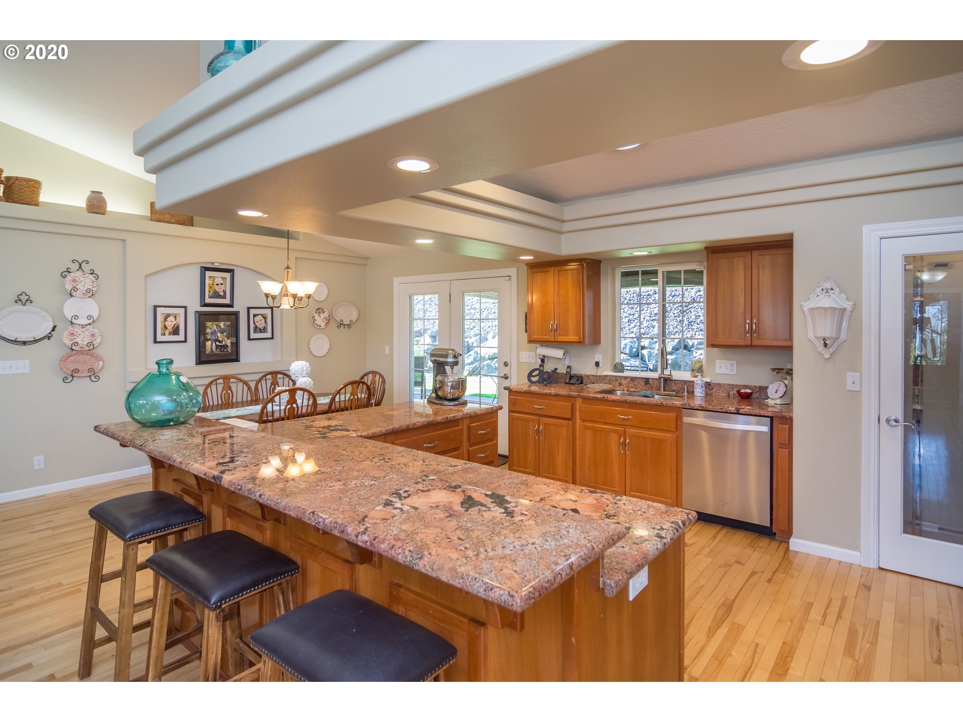 1901 Innsbrook Court Sutherlin, OR 97479 - Photo 10 of 32 Gallery Image 10