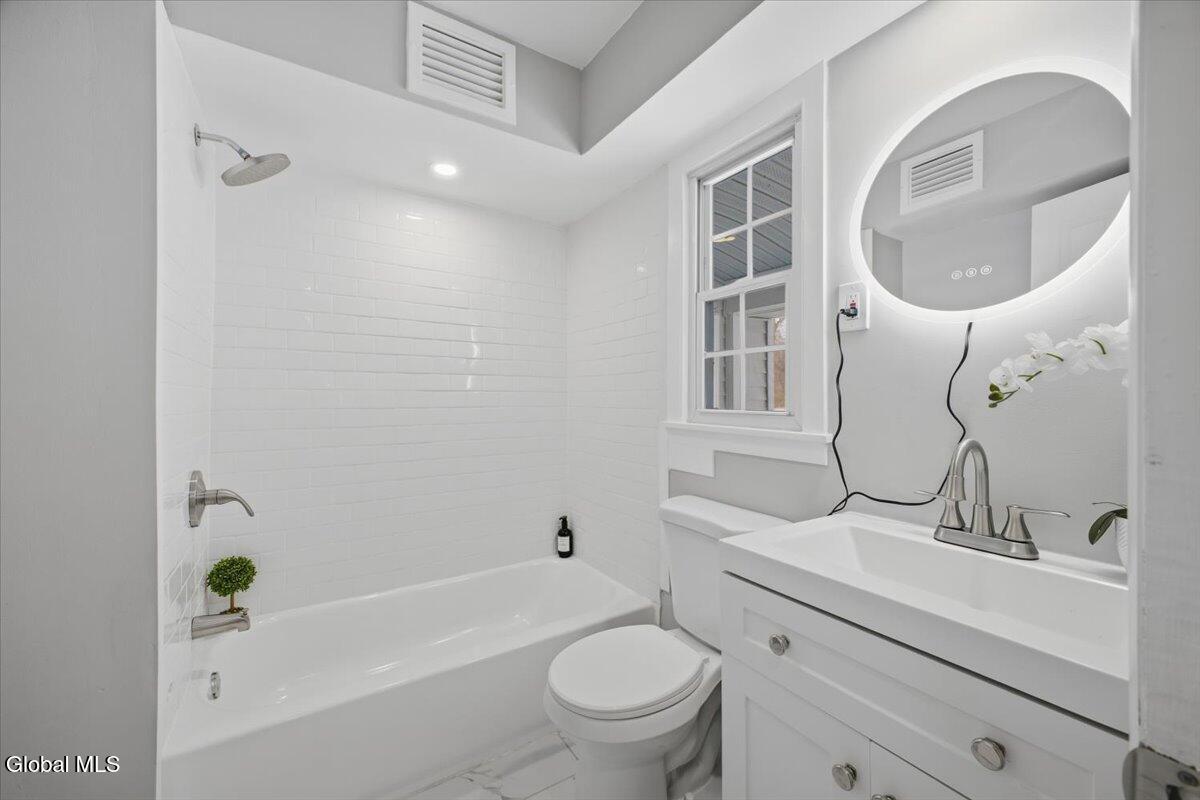 12 Laurel Road Moreau, NY 12828 - Photo 21 of 40 22-IMG_7906