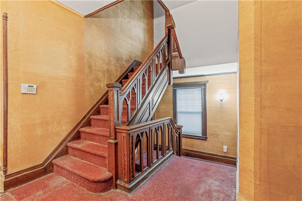 976 Ocean Avenue Brooklyn, NY 11226 - Photo 6 of 24 a view of entryway