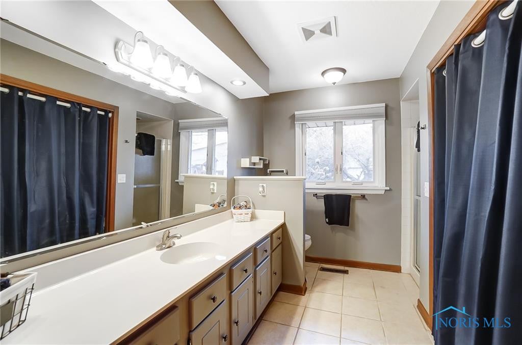 2620 Sweetwater Road Findlay, OH 45840 - Photo 16 of 45 Gallery Image 16