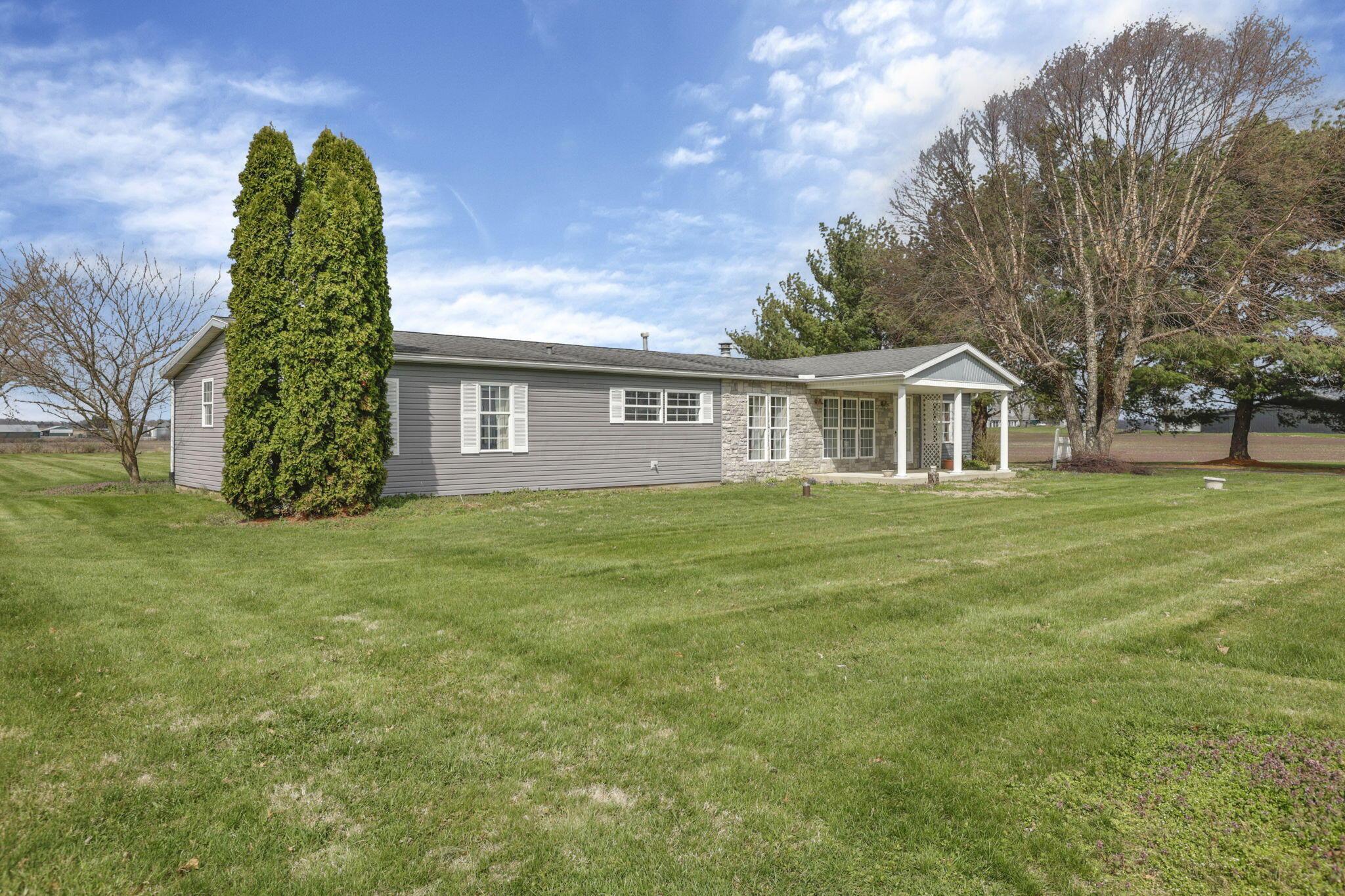 895 Becks Knob Road Southwest Lancaster, OH 43130 - Photo 5 of 71
