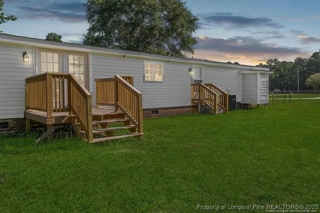 a view of an outdoor space and a yard