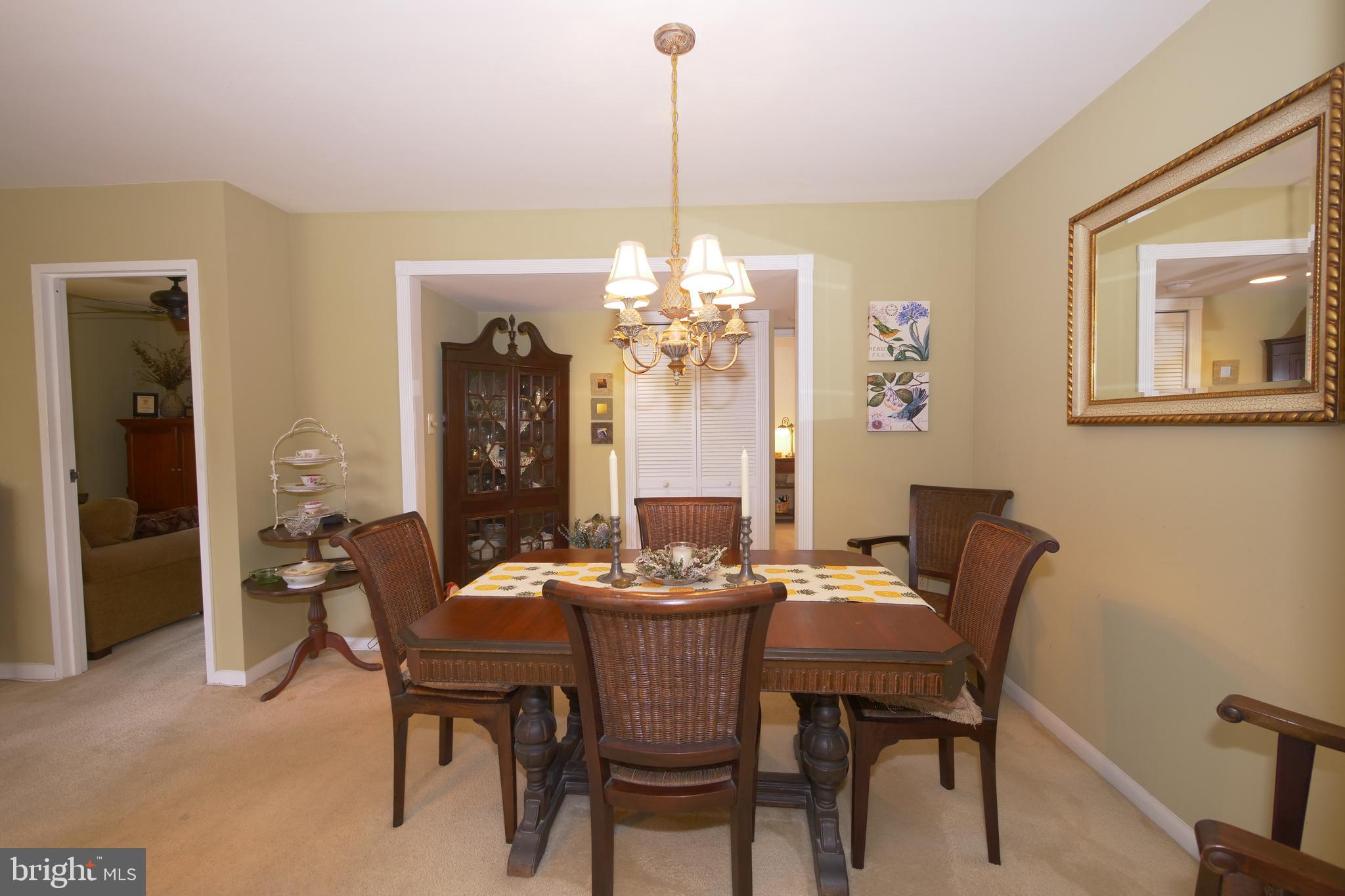 17802 Buehler Road, Unit 137 Olney, MD 20832 - Photo 8 of 31 Dining Area
