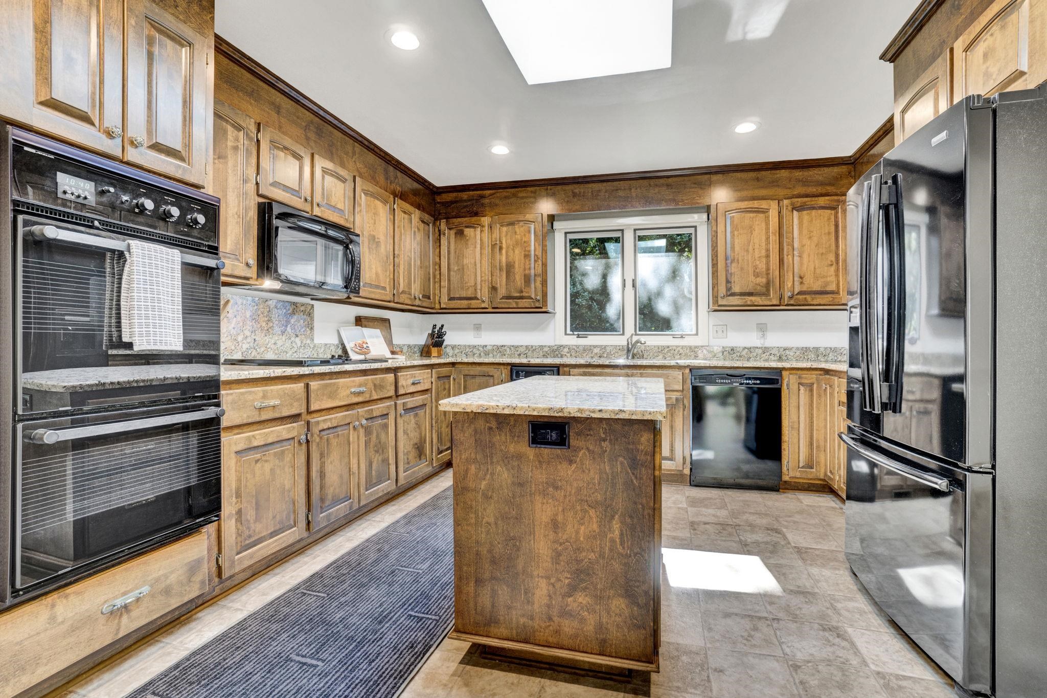 304 Hammett Road Greer, SC 29650 - Photo 15 of 45