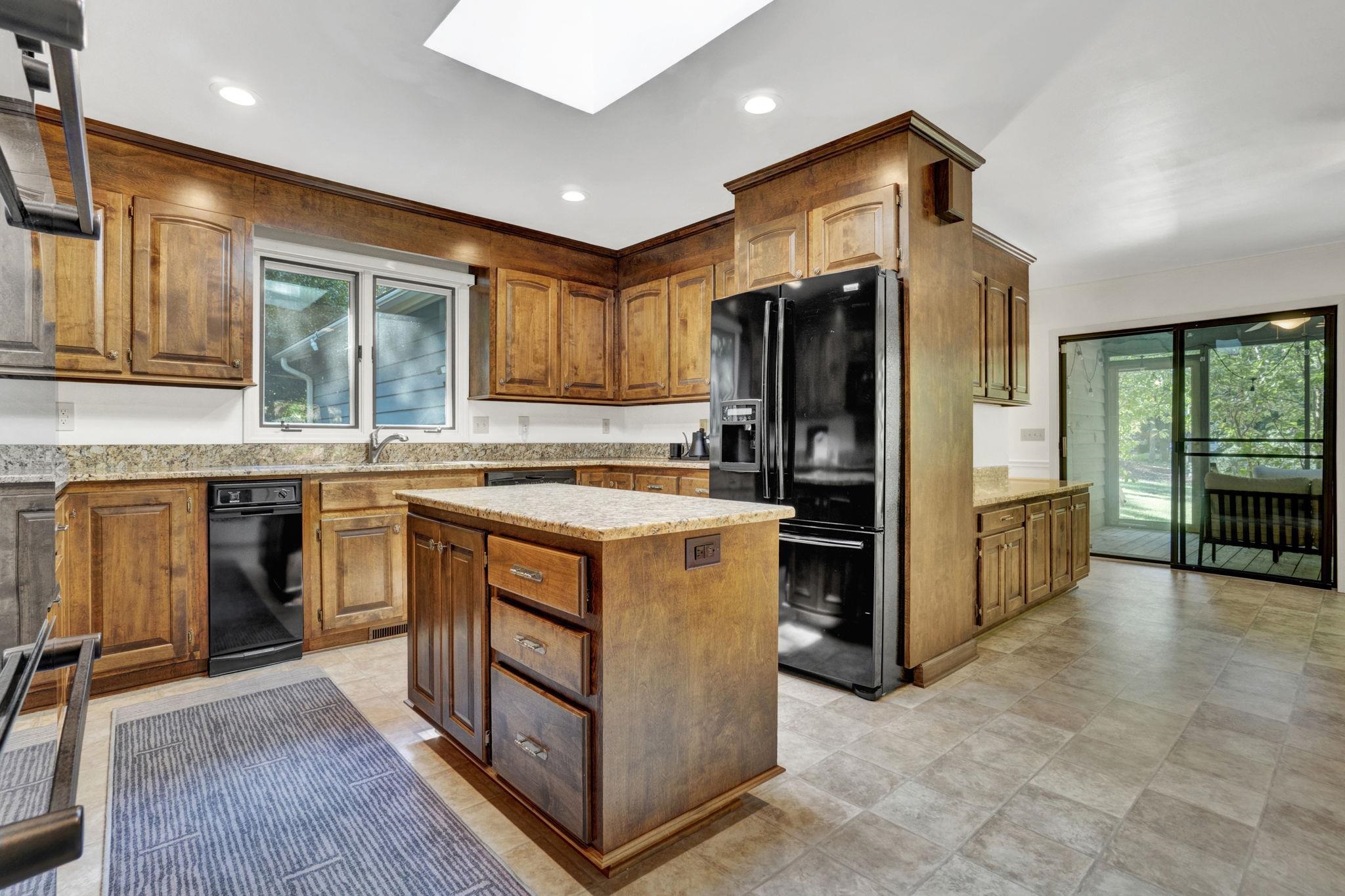 304 Hammett Road Greer, SC 29650 - Photo 16 of 45