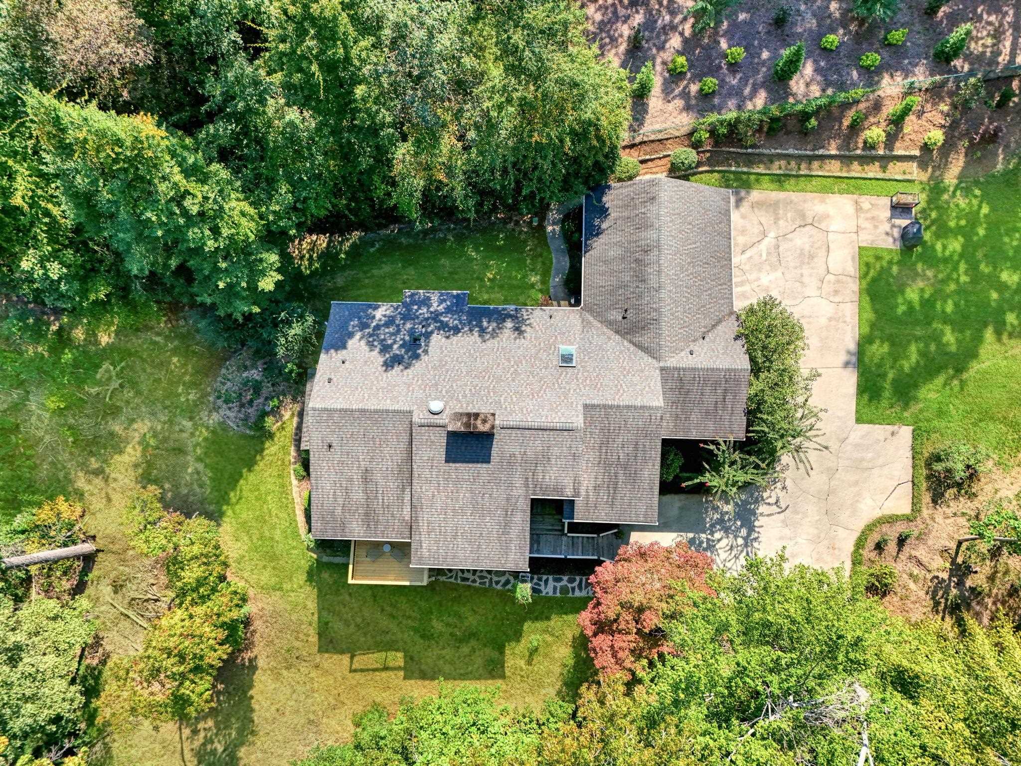 304 Hammett Road Greer, SC 29650 - Photo 2 of 45