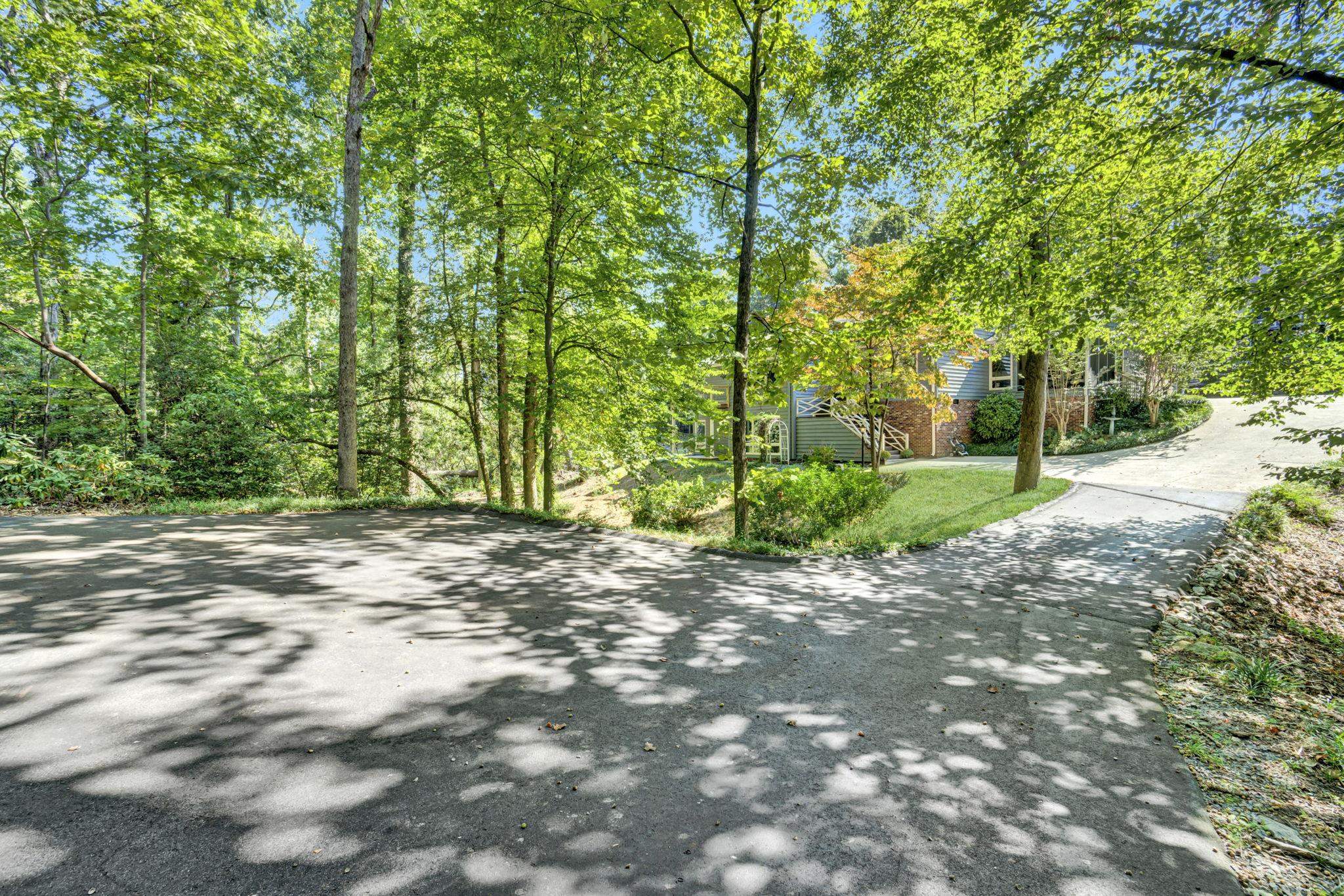 304 Hammett Road Greer, SC 29650 - Photo 3 of 45