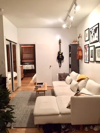 $4,000 | 52 MacDougal Street, Unit 5B | SoHo