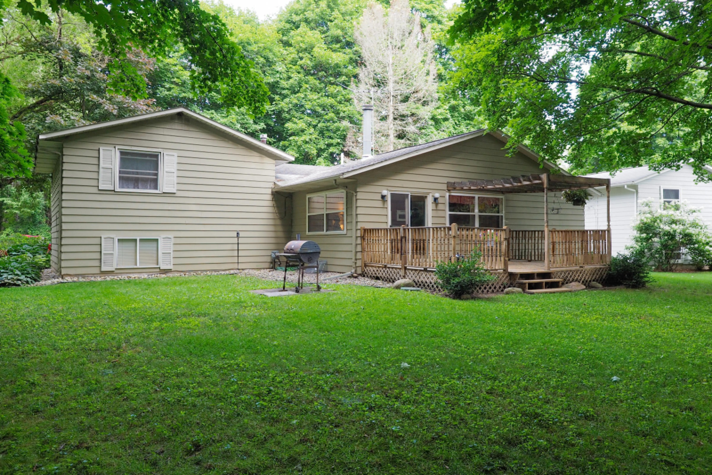 2981 Sunset Road Kalamazoo, MI 49009 - Photo 24 of 25 2981 Sunset-124