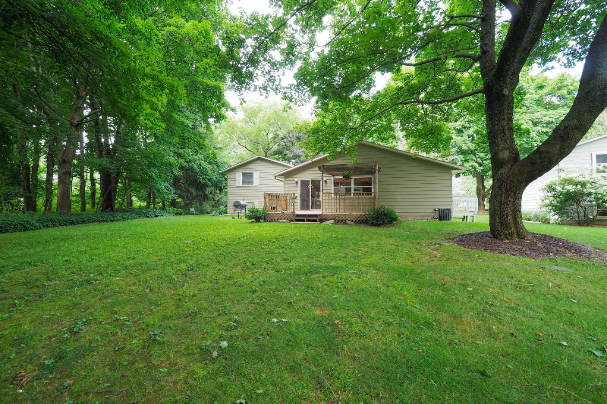 2981 Sunset Road Kalamazoo, MI 49009 - Photo 25 of 25 2981 Sunset-125