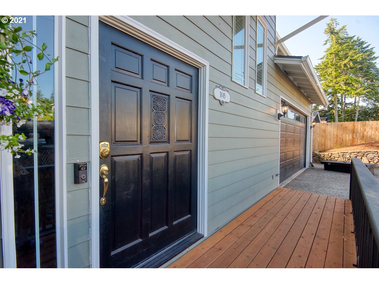 1845 Oak Street North Bend, OR 97459 - Photo 3 of 31 a view of outdoor space and deck