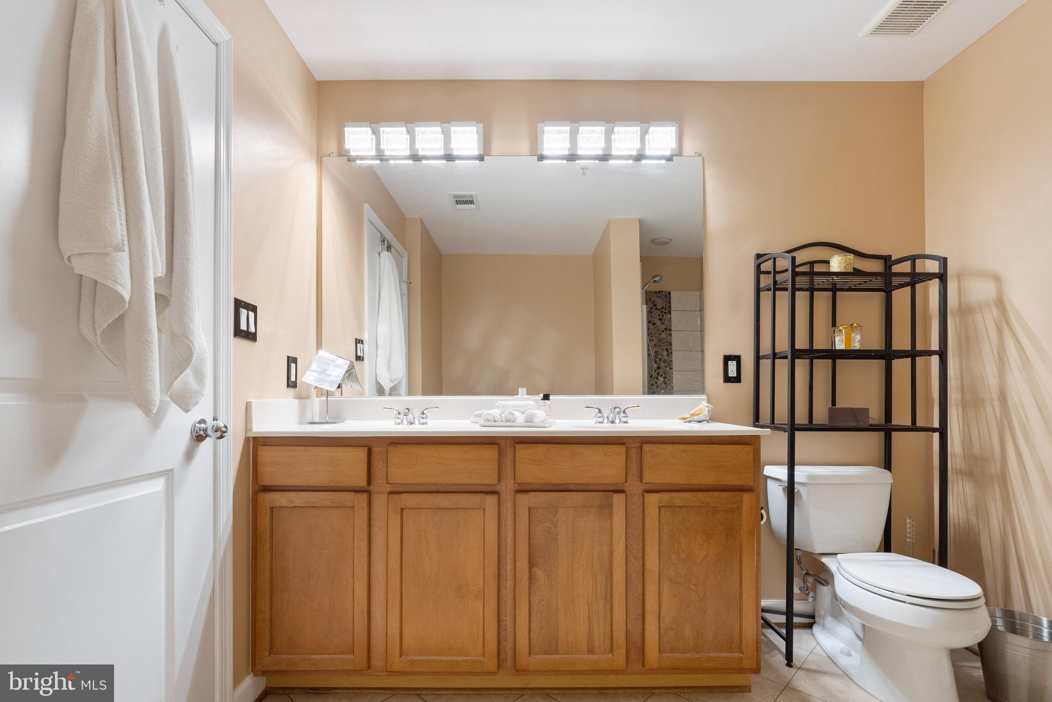 4800 Coyle Road, Unit 405 Owings Mills, MD 21117 - Photo 22 of 29 Dual Vanities