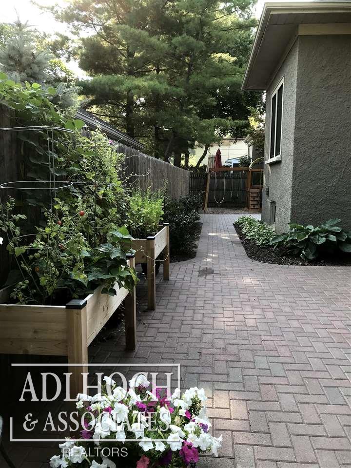 294 Ridgemont Road Grosse Pointe Farms, MI 48236 - Photo 18 of 23