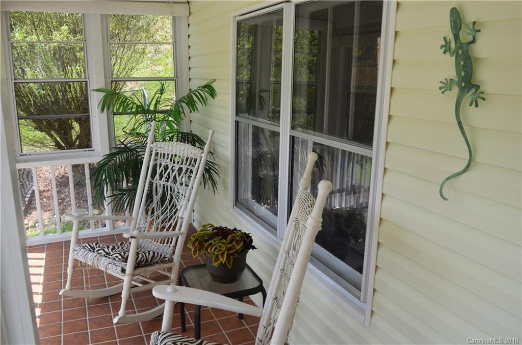 714 Fines Creek Road Clyde, NC 28721 - Photo 3 of 34