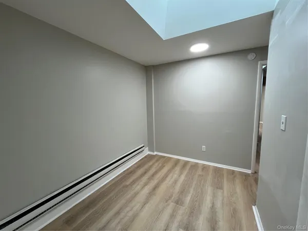 $1,700 | 201 Main Street, Unit 5, Maybrook, NY 12543