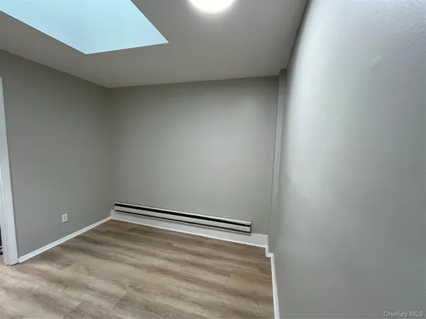 $1,700 | 201 Main Street, Unit 5, Maybrook, NY 12543