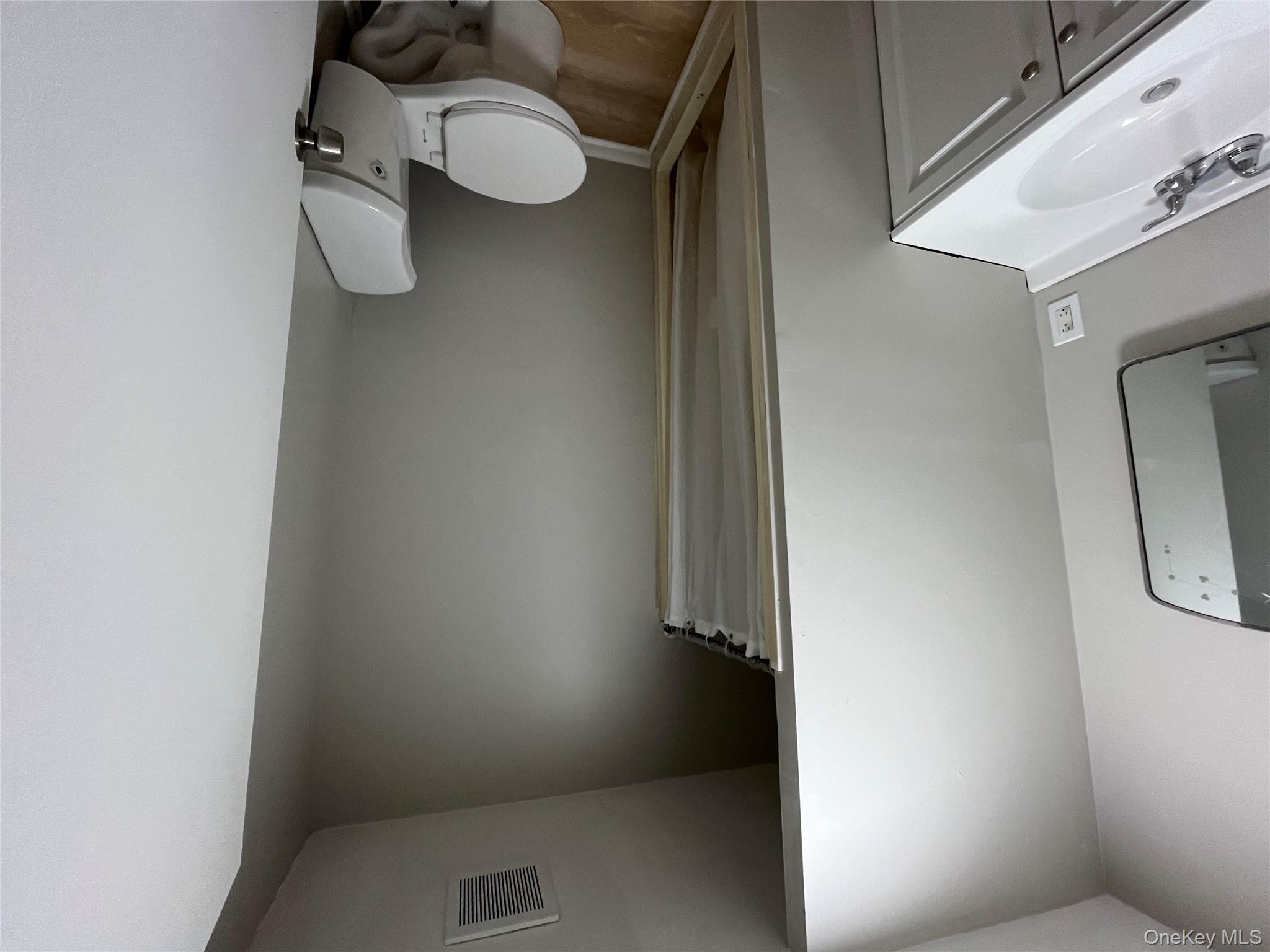 201 Main Street, Unit 5 Maybrook, NY 12543 - Photo 4 of 14