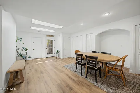 $1,175,000 | 3800 East Lincoln Drive, Unit 45, Phoenix, AZ 85018