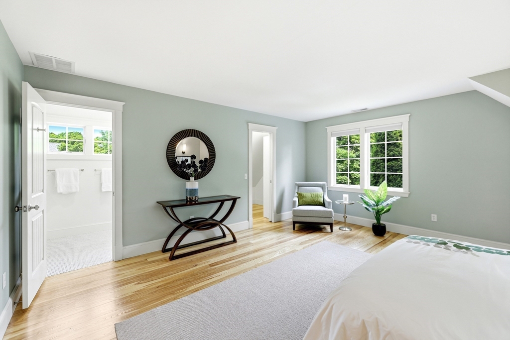 36 Sovereign Way Northampton, MA 01062 - Photo 11 of 39