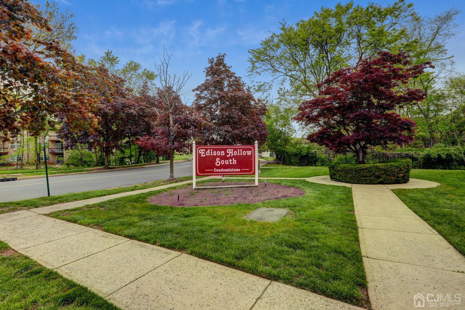 1914 Raspberry Court Edison, NJ 08817 - Photo 5 of 26 a view of a park with large trees