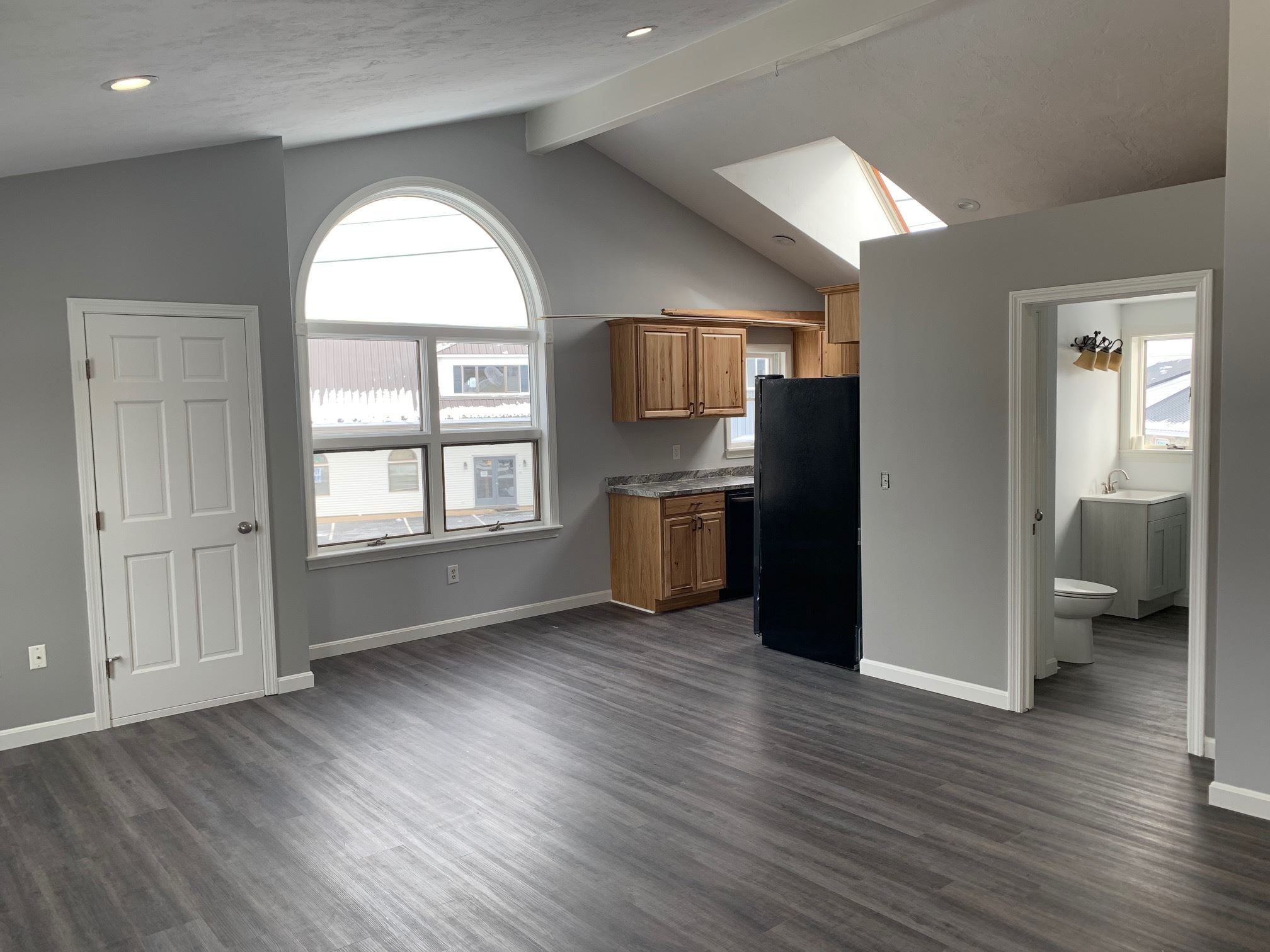 153 Lafayette Road, Unit 1 TOP Hampton Falls, NH 03844 - Photo 2 of 15