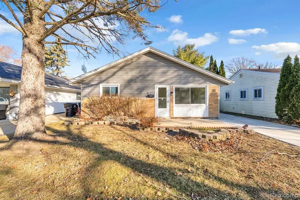 $189,900 | 8029 Roosevelt Street, Taylor, MI 48180