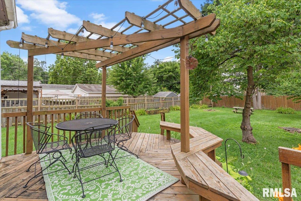 1031 Osburn Avenue Springfield, IL 62702 - Photo 21 of 31 Gallery Image 21