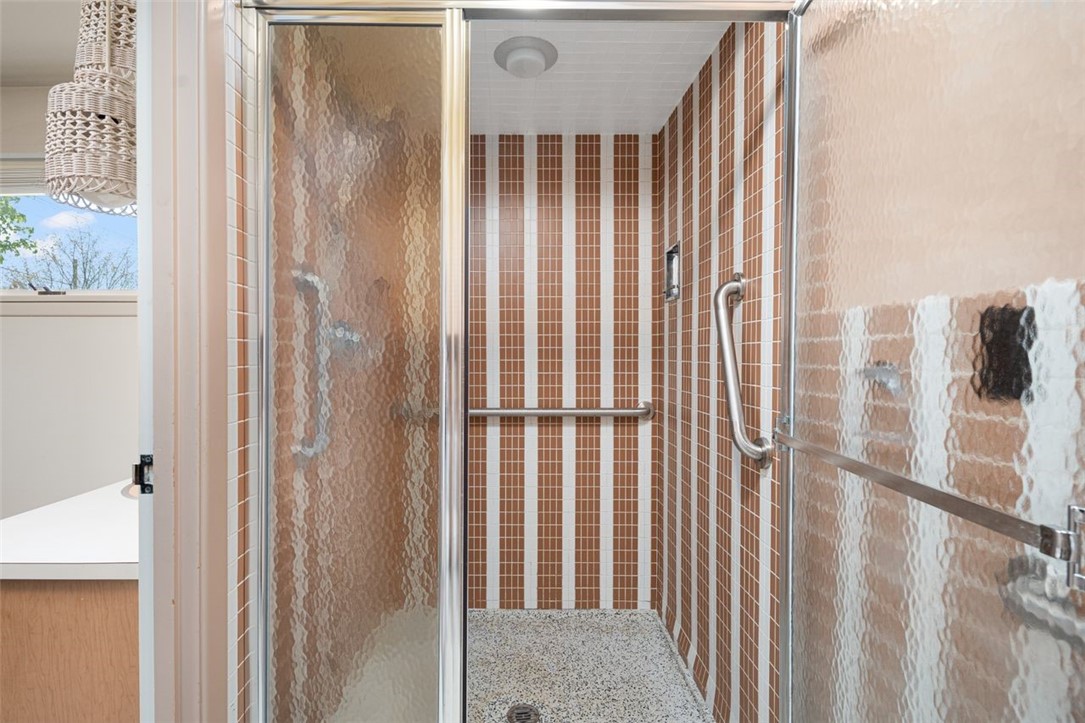 65 Randall Street Cranston, RI 02920 - Photo 14 of 50
