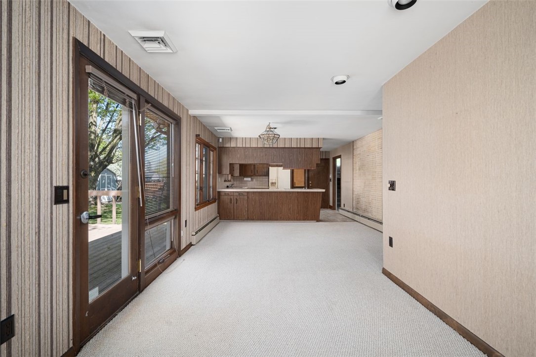65 Randall Street Cranston, RI 02920 - Photo 23 of 50