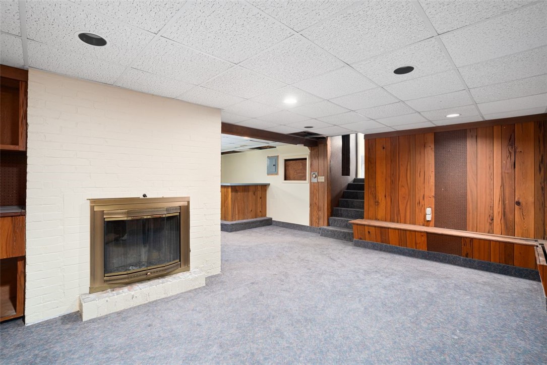 65 Randall Street Cranston, RI 02920 - Photo 32 of 50