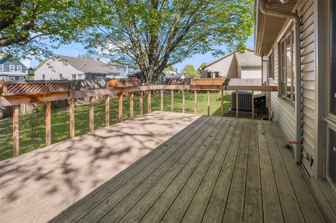 65 Randall Street Cranston, RI 02920 - Photo 43 of 50
